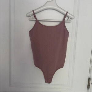 Lululemon bodysuit size M